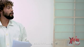 Preview 2 of Bbc Creampie Very Young - Esposa caliente venezolana recurre el doctor para que la embarace