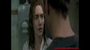 Preview 2 of Cewek Digilir Banyak Cowok - kate winslet compilation