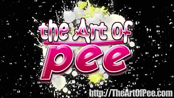Preview 1 of India Badi Xxx - Girl spills a hot stream of piss
