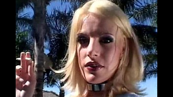 Preview 1 of Travesti Jasmini - Horny blonde anal sex