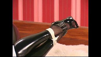 Preview 3 of Oohhzgllr - Car Latex 1