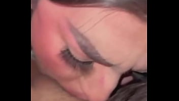 Preview 3 of Mp4 Fast Sex - MIRA COMO A ESTE CHCO COMO LE HIZE EL MEJOR SEXO ORAL HASTA QUE TERMINO EN MI BOCA Y LE GUSTO DEMASIADO COMO LO SINTIO