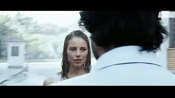 Preview 1 of Big Oiled Ass Dp - Paola Oliveira nua e gostos&iuml_&iquest_&frac12_ssima em Budapeste de Chico Buarque