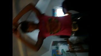 Preview 3 of Traindo O Marido Escondida - Picture 027.MOV