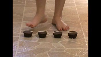 Preview 1 of Sekull Sek - Foot Fetish - Sexy feet crushing chocolate cupcakes