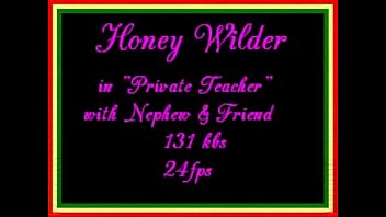 Preview 1 of Mons Big Tits - Beautiful Mature Honey Wilder Classic Porn Scene