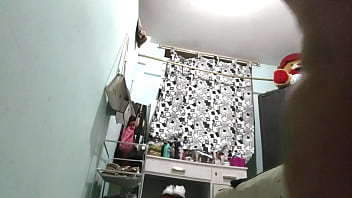Preview 1 of Mara Vador - Enfermera espiada en su cuarto despues de llegar de trabajar