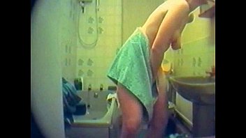 Preview 3 of Masturbasi Grils - hairy pussy girl caught on hidden cam 2