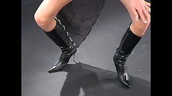 Preview 3 of Famale Cop - Solo In Black Boots