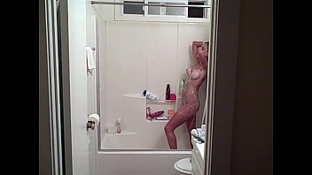 Preview 1 of Pakistani Girls Xnxx Mujra - dancing naked in the shower
