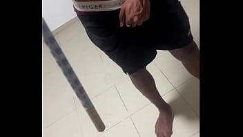 Preview 2 of Muslim Hijab Xxxx - pintor Hetero casado nao resiste o novinho dotado que chegou da escola e o melhor acontece no final