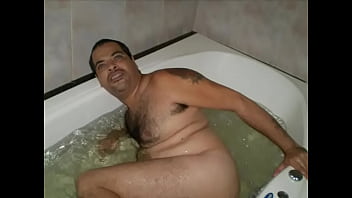 Preview 2 of Wifes Black - Venha para a banheira