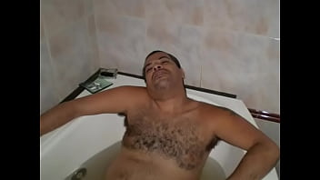 Preview 4 of Wifes Black - Venha para a banheira