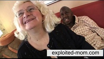 Preview 1 of Milf Mom Xxxcom - Granny loves black cock