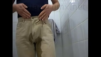 Preview 1 of Uixxssp - Bad Pissing