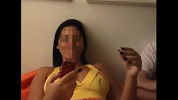 Preview 3 of Traveling Money - Paula Gozadinha Cell Phone vibracall test