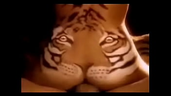 Preview 2 of Andria Xvedios - Tiger Eating