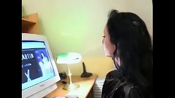Preview 1 of Guardando La Tv - Ana Martin