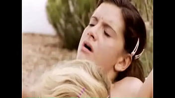 Preview 1 of Latki Gulaki - Outdoor Lesbians