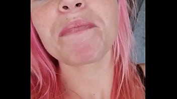 Preview 2 of American Orgasme - Long tongue