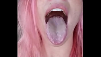 Preview 4 of American Orgasme - Long tongue