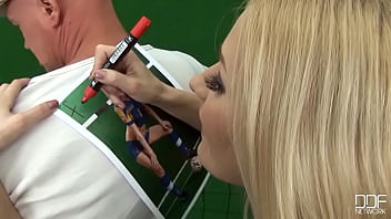 Preview 1 of Big Moves Romantis - Signature with Blowjob
