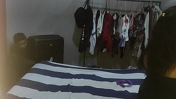 Preview 2 of Czech Olga - Espiando a mi t&iacute_a mientra ella se cambia de ropa ella me descrube y no le dice a mis  padres ella prefiere follarme por que se siente muy sola al final ella me pide que me venga dentro de ella