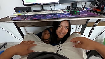 Preview 1 of Xxx Videos Nc 2017 - esta puta chica me ayuda liberar mi estres follandome