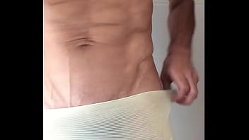Preview 2 of Surprise Blowjob Gay - Cueca anos 80