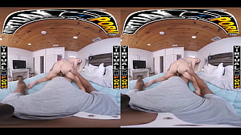 Preview 3 of Lexi Gay - VIRTUAL PORN - Stepsister Elana Bunnz Catches Me Raiding Her Nice Panties