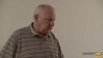 Preview 2 of Davina Sex - DADDY4K. Cutie Topnotch non e contro lintrattenimento sessuale vecchio e giovane