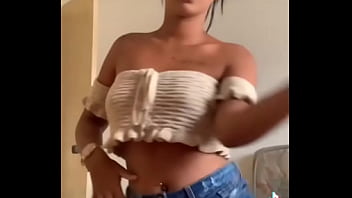 Preview 4 of Teen Watch Vedios - X laiiza1 Shortinho curtinho