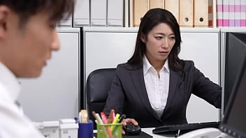 Preview 2 of Seachjulia Chanel Taxi Service - おばさん女上司と残業セックス中出しオフィス 小早川怜子