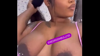 Preview 2 of Kim Cruz Com Hd - Suck on them?T-T Tuesday ??