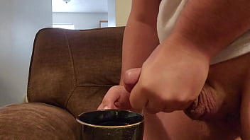Preview 4 of Wwwxxxcom Mom - Gangbang real acontecendo dentro da casa de swing - Real gangbang happening inside the swing house
