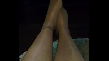 Preview 4 of Spy Cam Deutsch - Nylonf&uuml_&szlig_e am Abend