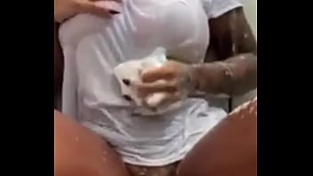 Preview 2 of Burit Adek - BIG WET TITS