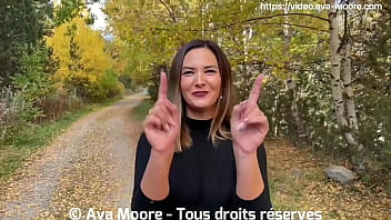 Preview 1 of Bbw Big Ass Fat - Salope fran&ccedil_aise se d&eacute_fonce le cul avec un gode XXL dans les bois et finit en femme fontaine