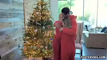 Preview 1 of Kashmir Femalecom - Foster Daughter Experiences A Special Christmas Celebration0.mp4