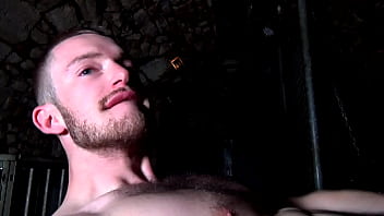 Preview 2 of Sex Video Gaya Patel - Vlad Winter bonne salope en tournante avec 4 grosses bites [Free 3 first mn]