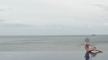 Preview 4 of Kumral Beyaz Kadin - Infinity pool