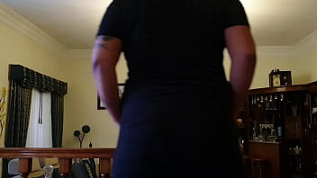 Preview 1 of Ebony Milf Fucks Young White Boy - Novinho rabudo se exibindo