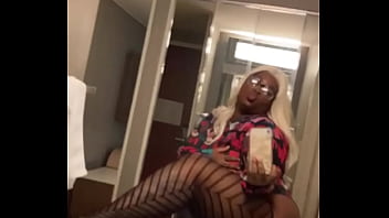 Preview 4 of Juveniles Smallest - Hazelnutxxx Da Pornstar Had Mad Fun In Chicago!!