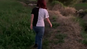 Preview 1 of Kate Winslet Porn Hd - Morrita cogiendo en el cerro