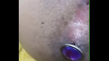 Preview 1 of Treating Yo Horny Vagina - Plug no Anal da preta