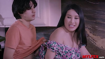 Preview 4 of Rape X Vidio - Mylfex - The Girls Encourages Their Boy to Find a Job