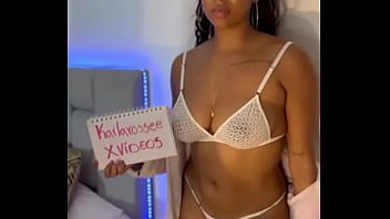 Preview 2 of Lesbiane Cougar - V&iacute_deo de verificaci&oacute_n