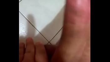 Preview 3 of Sek Tall - V&iacute_deo que um amigo do casal mandou para o cel da esposa