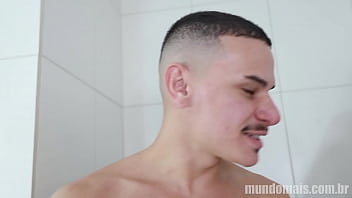 Preview 1 of No Papa Raped - Depois do futebol a resenha &eacute_ cheia de sexo e putaria!