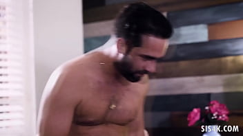 Preview 4 of Milf Muscle Body - Alex Coal accepts a new cock to penetrate her pussy